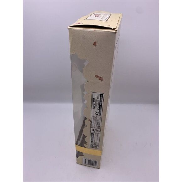 1999 Barbie Golden Allure Special Edition #22961 - Picture 4 of 11